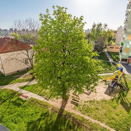 Ferienwohnung Mieszkanie Przy Kasztanie Blisko Plazy I Centrum Danzig Exterior foto