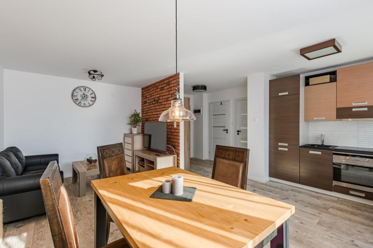 Ferienwohnung Mieszkanie Przy Kasztanie Blisko Plazy I Centrum Danzig Exterior foto